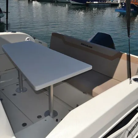 Úszó hotel Shell Boats Vila Nova de Gaia